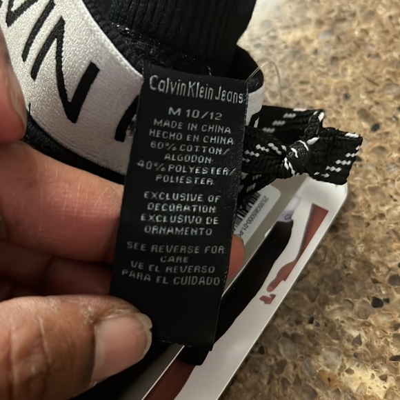 Calvin Klein Boys Logo Waistband Shorts Medium 10/12 NWT - Picture 8 of 9